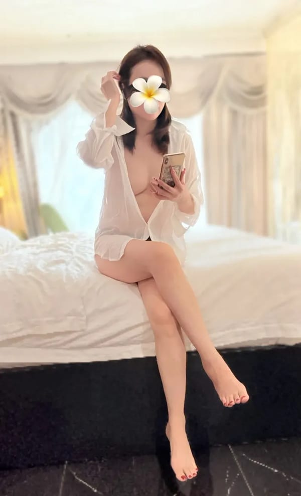 [ Em Kế Toán ] - Body Siêu Mẫu - Bán chuyên